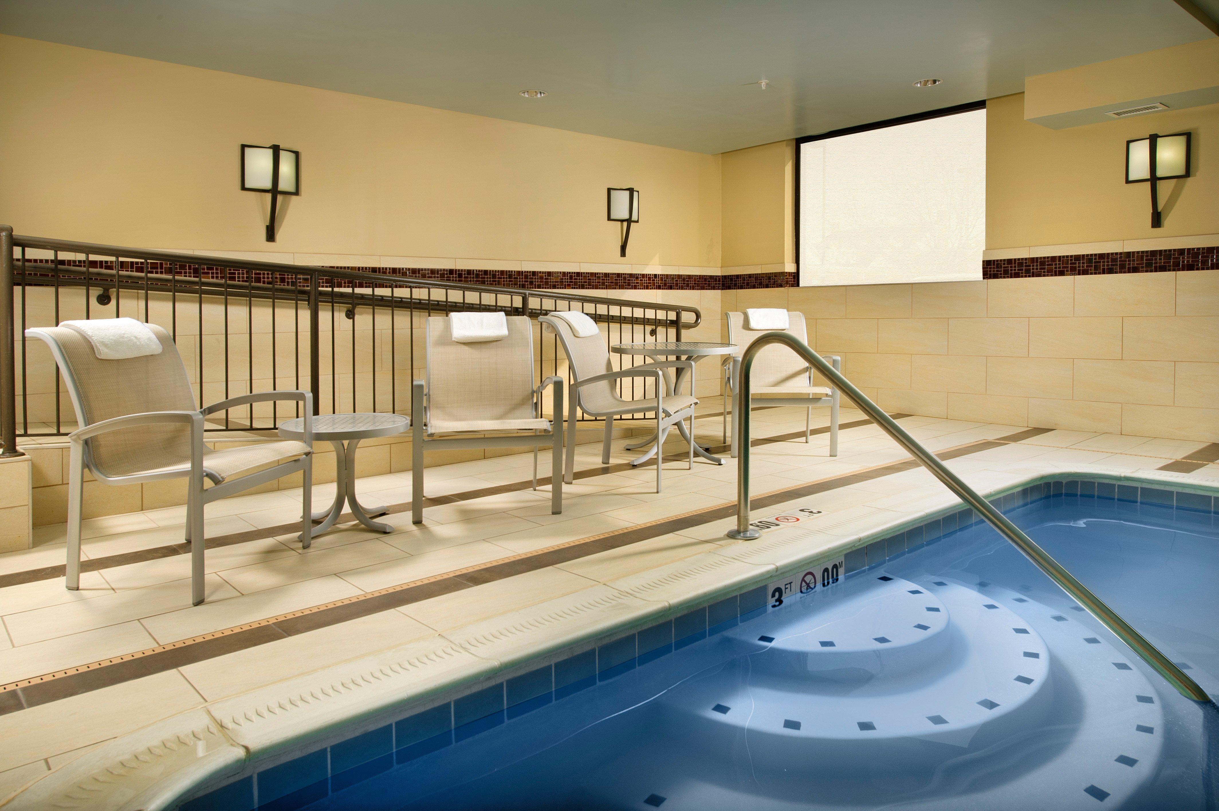 Holiday Inn Express - Waldorf By Ihg Exterior foto